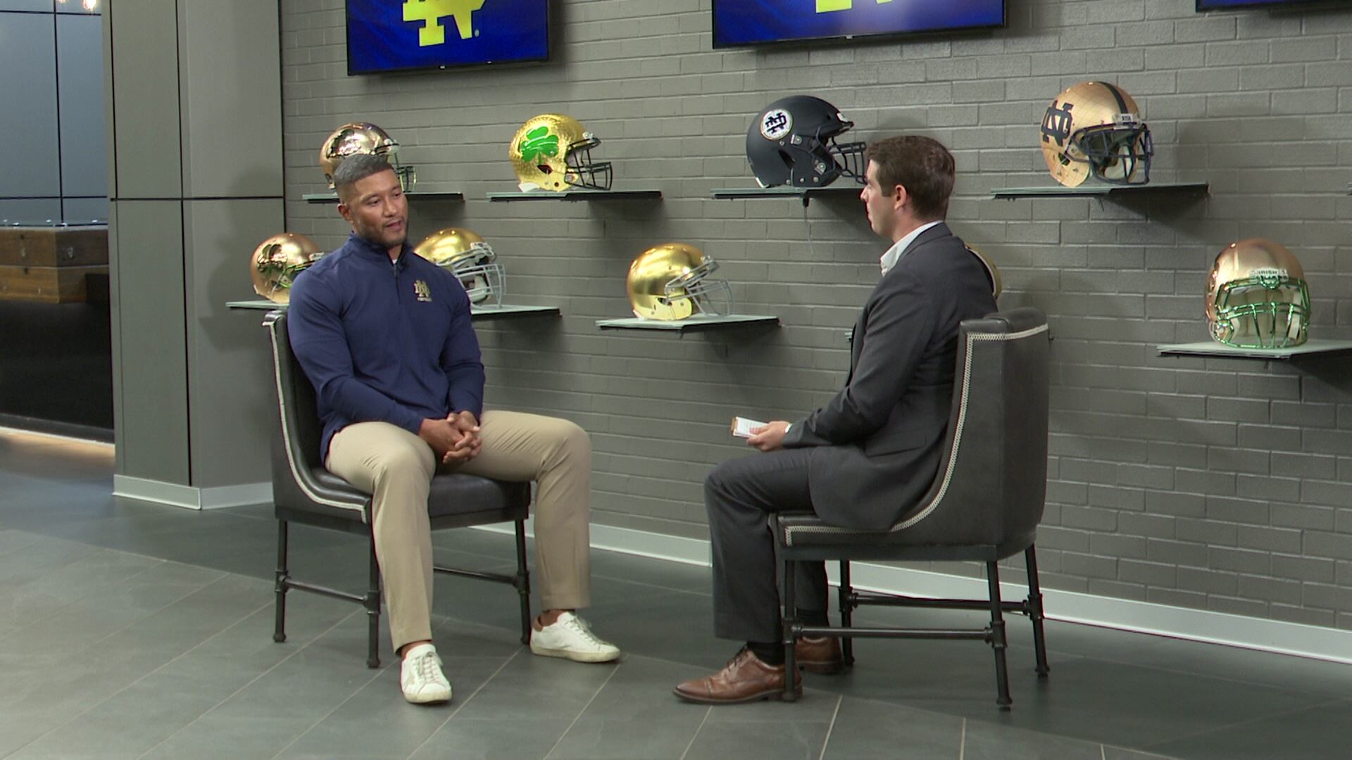 WATCH : Notre Dame Marcus Freeman previews 2026 season in 1 - on - 1 interview with WNDU