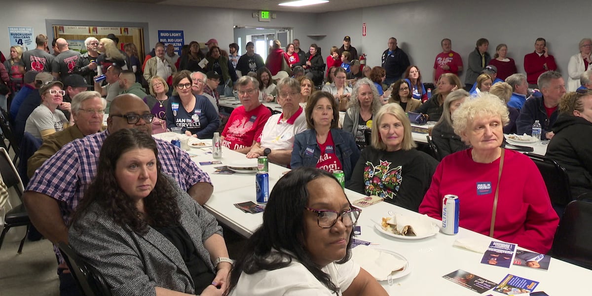 Празднование Дня Дингуса в Саут-Бенде одновременно является мероприятием по установлению политических связей
