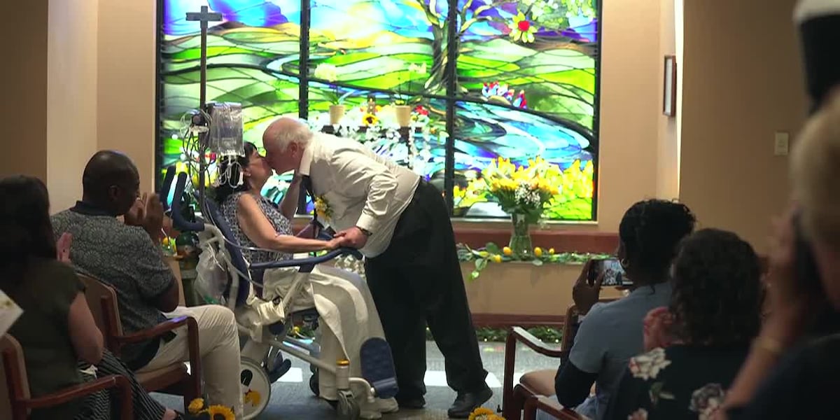 Nurses put wedding together in 24 hours for bride undergoing brain surgery