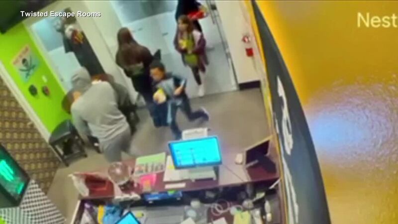 A teen employee at an escape room in Washington state is being praised for her actions to help...